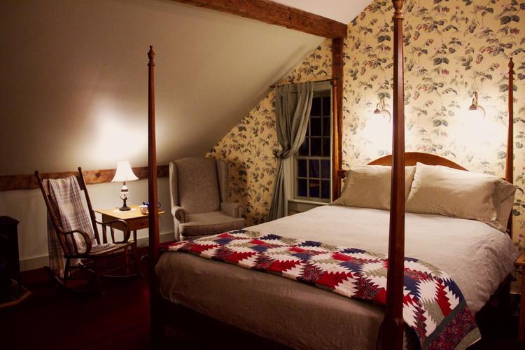 Inn At Baldwin Creek & Mary'S Restaurant Bristol 客房 照片